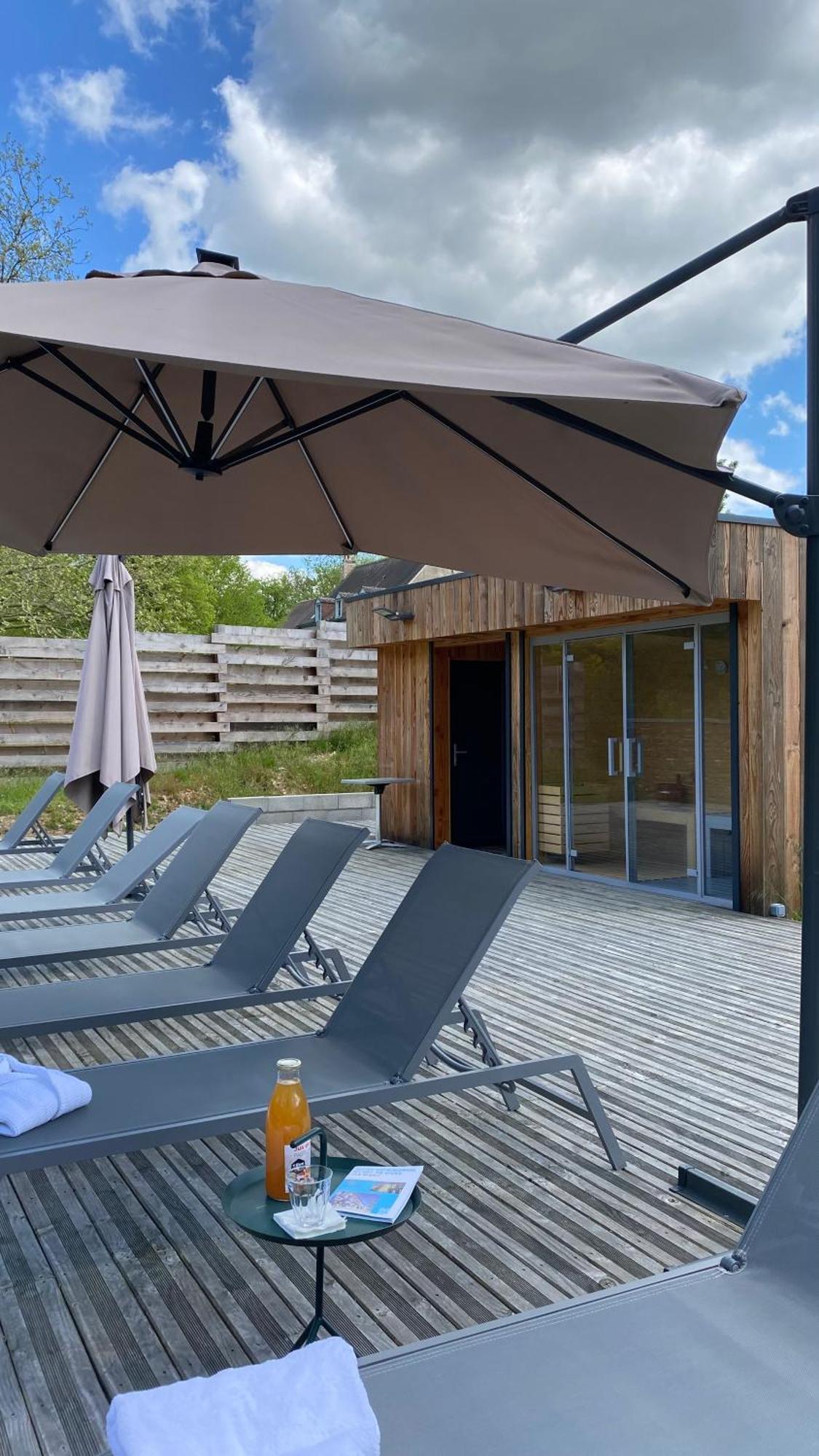 Domaine De L'Epau Eco-Resort Yvré-lʼÉvêque Eksteriør billede